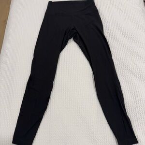 Black lululemon leggings